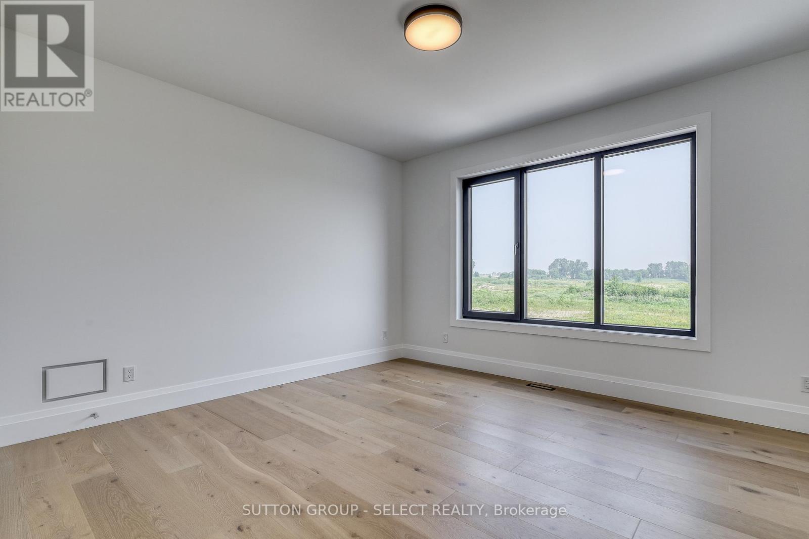 169 Edgewater Boulevard, Middlesex Centre, Ontario  N0L 1R0 - Photo 34 - X12324326