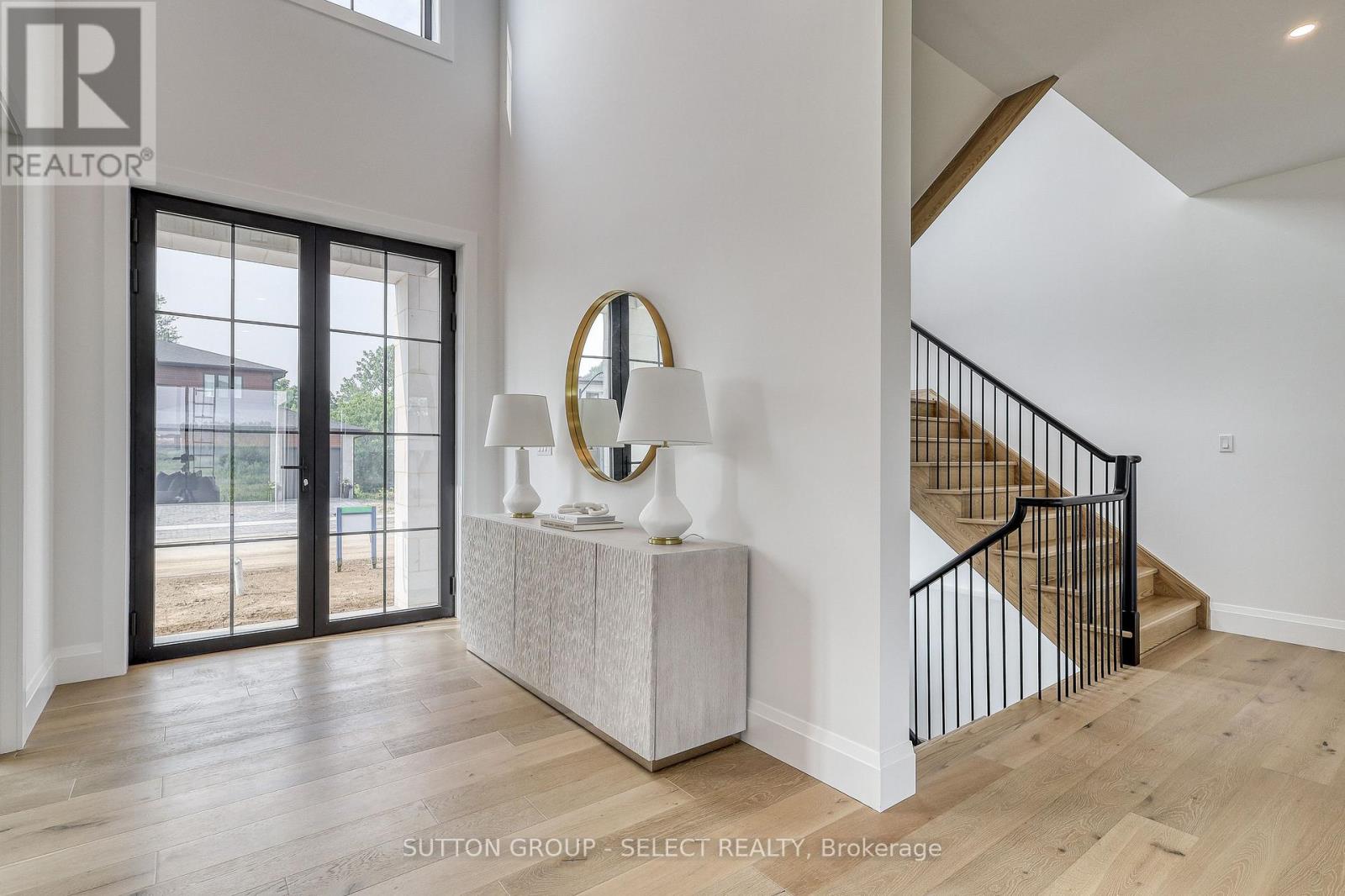 169 Edgewater Boulevard, Middlesex Centre, Ontario  N0L 1R0 - Photo 6 - X12324326