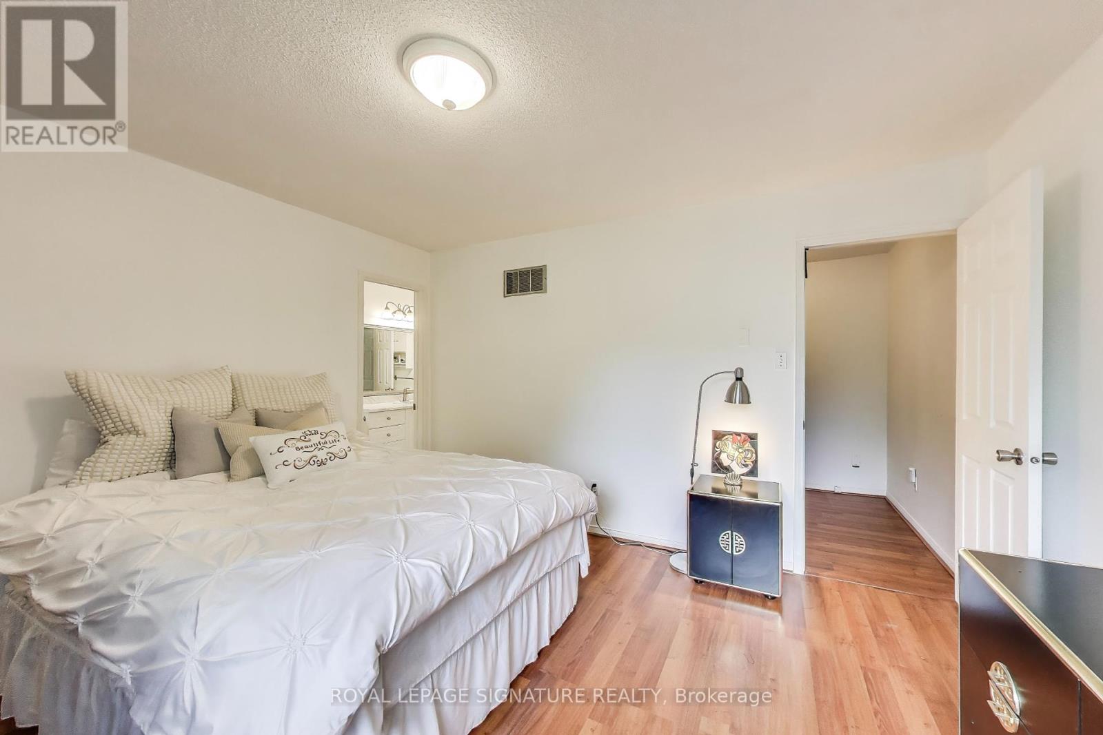 73 Parade Square, Toronto, Ontario  M1C 3T5 - Photo 18 - E12324133