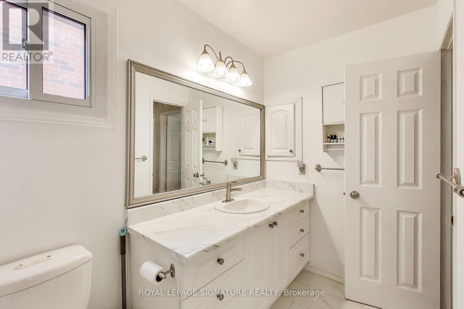73 Parade Square, Toronto, Ontario  M1C 3T5 - Photo 21 - E12324133