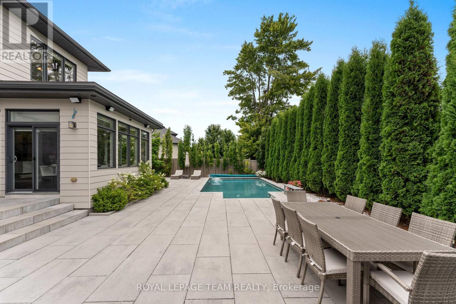 250 Sunnyridge Crescent, Ottawa, Ontario  K2M 0H3 - Photo 44 - X12324311