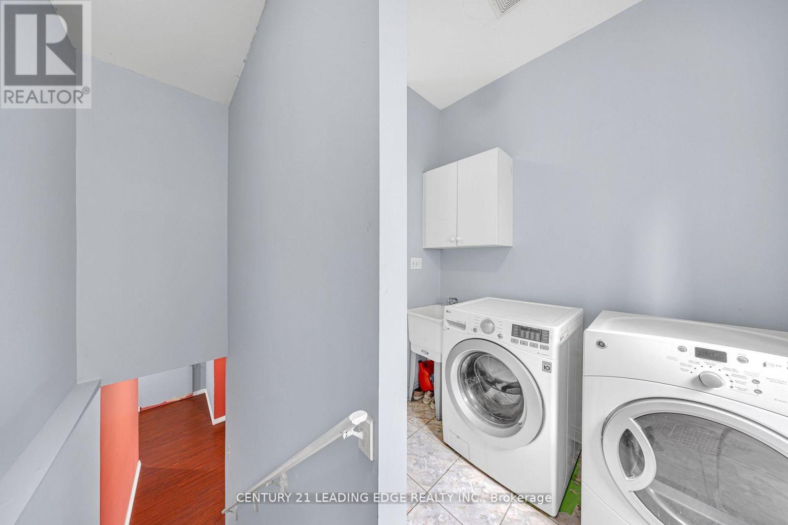 40 Ann Louise Crescent, Markham, Ontario  L3S 0A8 - Photo 9 - N12324256