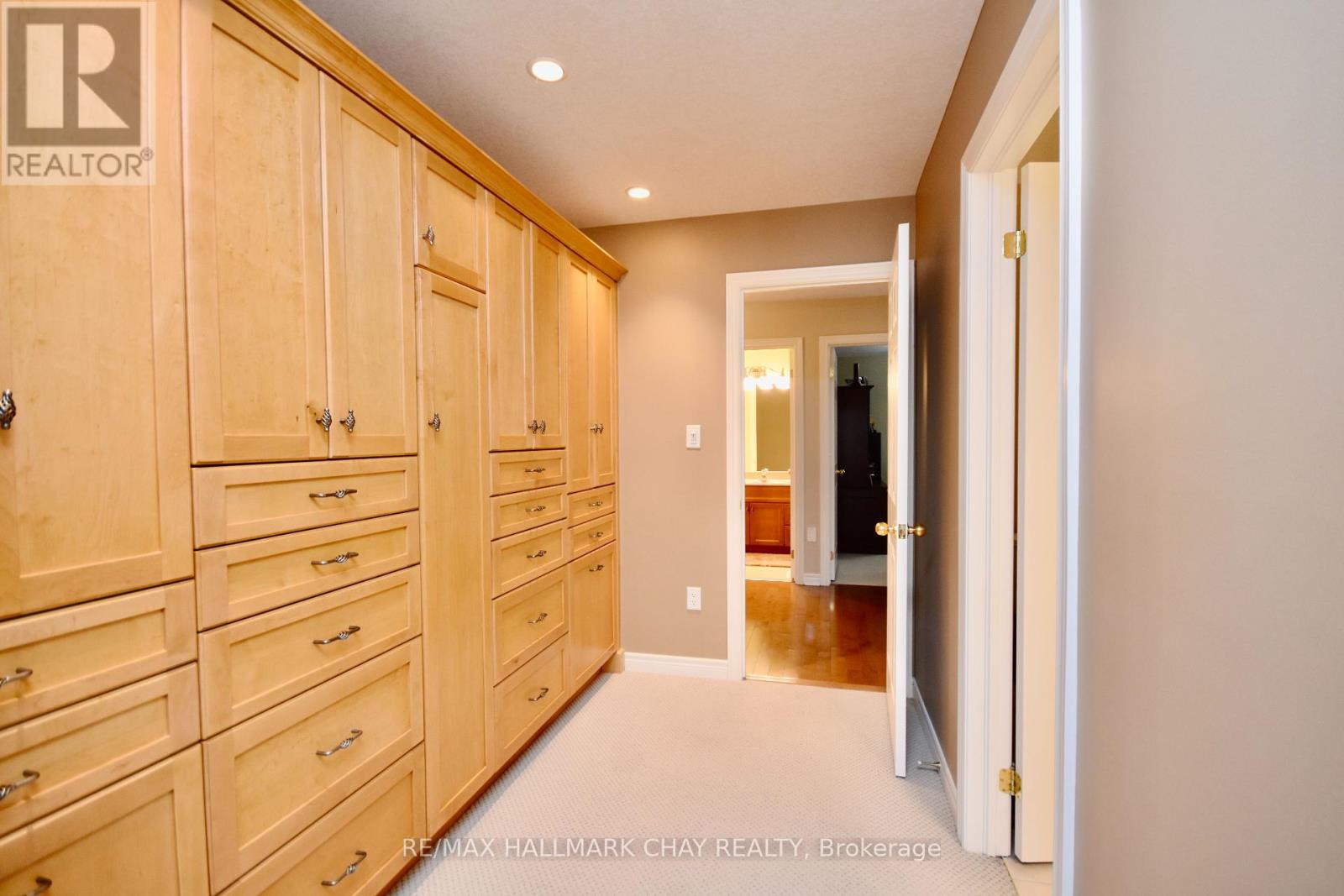 167 Crompton Drive, Barrie, Ontario  L4M 6P1 - Photo 17 - S12324167