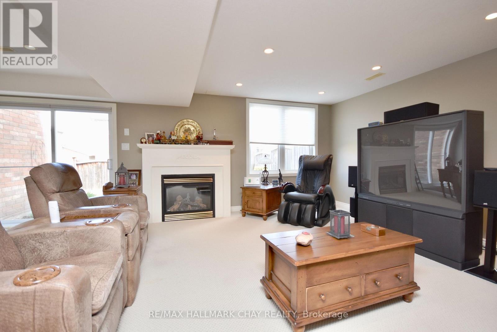 167 Crompton Drive, Barrie, Ontario  L4M 6P1 - Photo 27 - S12324167