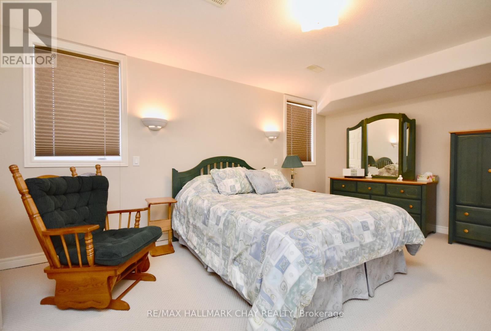 167 Crompton Drive, Barrie, Ontario  L4M 6P1 - Photo 30 - S12324167