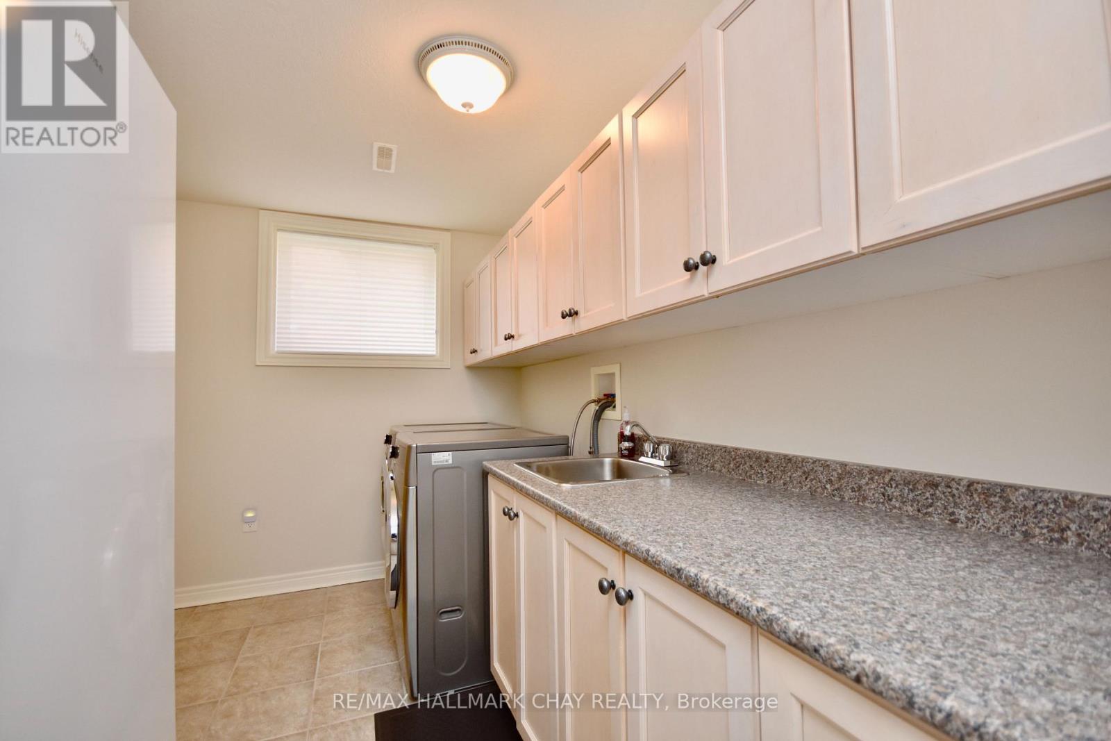 167 Crompton Drive, Barrie, Ontario  L4M 6P1 - Photo 35 - S12324167