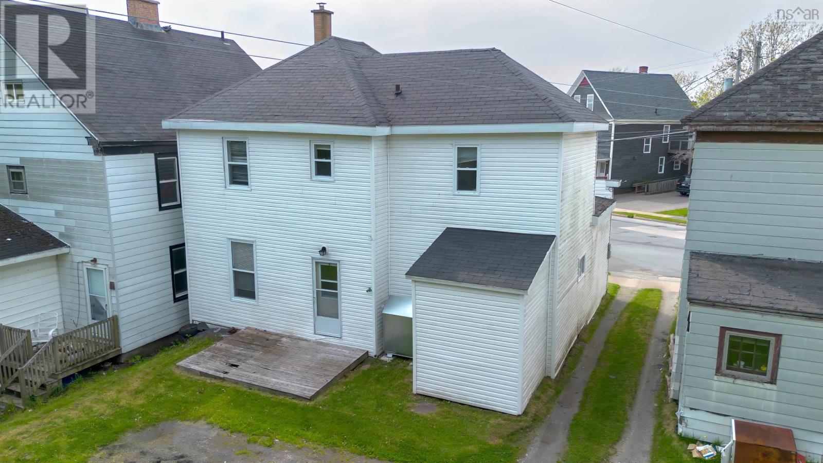 332 Townsend Street, Sydney, Nova Scotia  B1P 5G2 - Photo 37 - 202512953