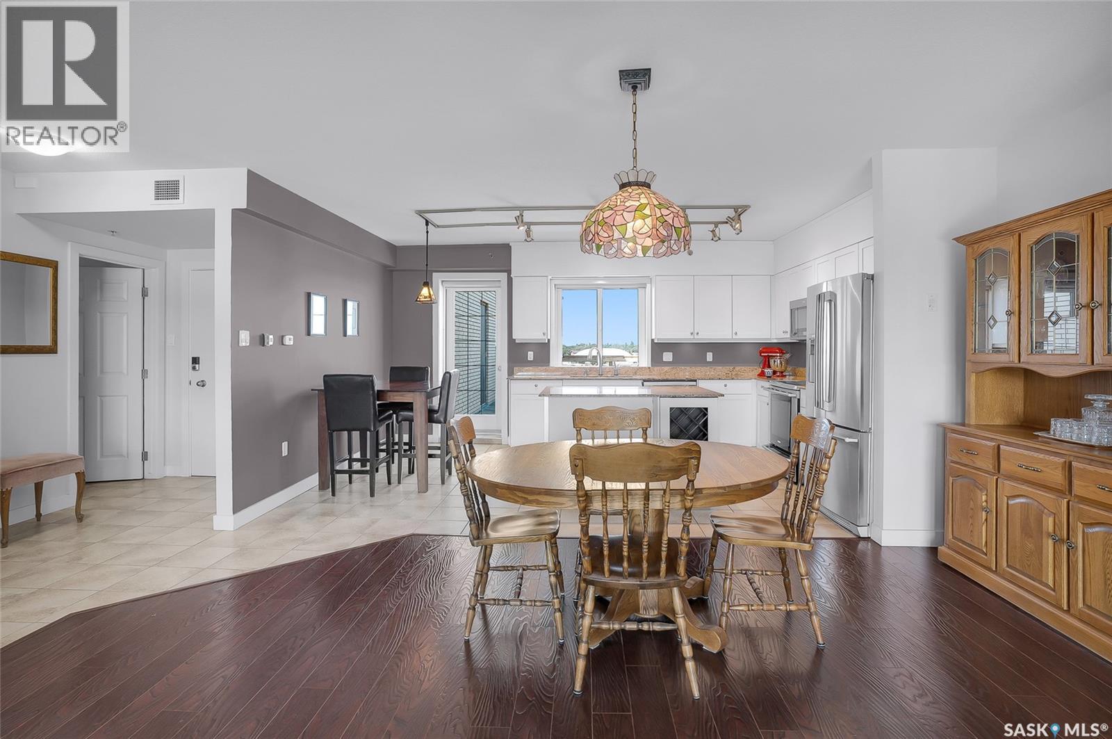 Penthouse B 537 4th Avenue N, Saskatoon, Saskatchewan  S7K 2M6 - Photo 13 - SK014056