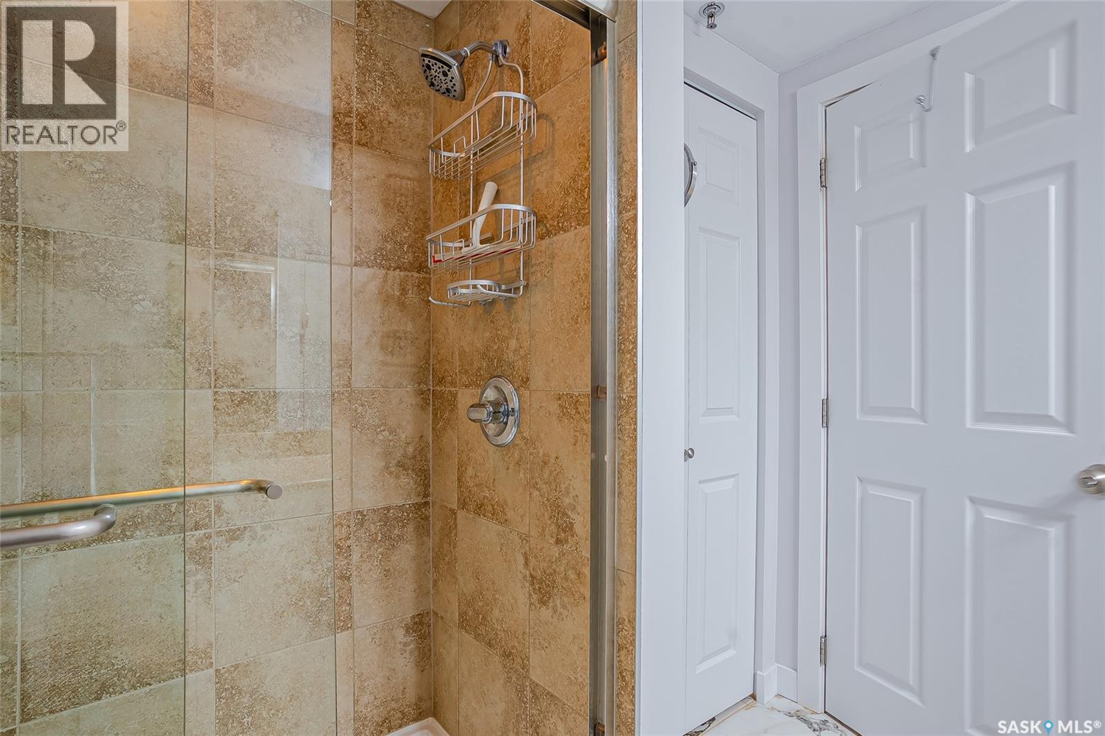 Penthouse B 537 4th Avenue N, Saskatoon, Saskatchewan  S7K 2M6 - Photo 25 - SK014056
