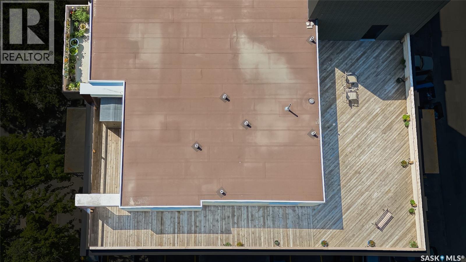 Property at Penthouse B 537 4th AVENUE N image 3