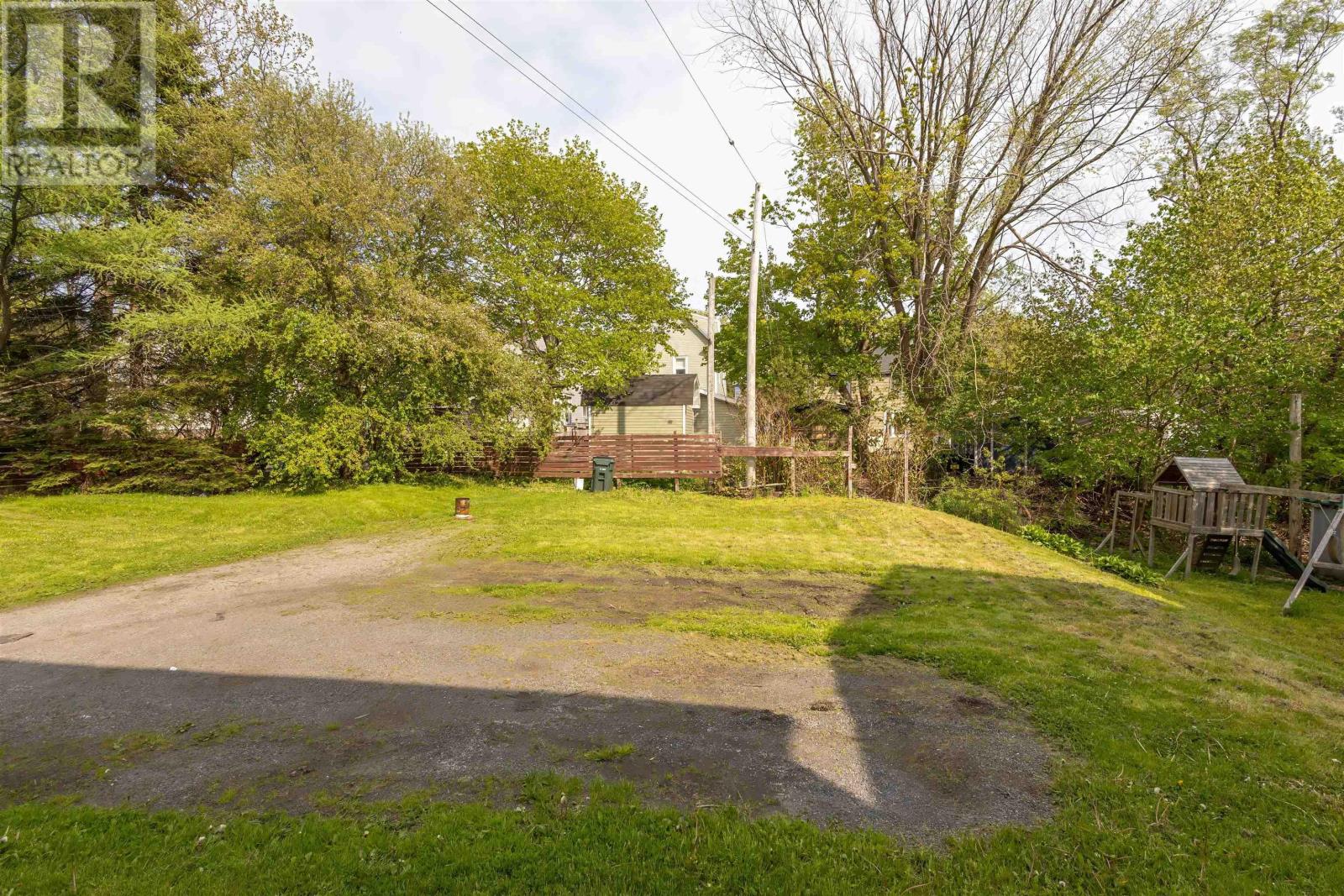 332 Townsend Street, Sydney, Nova Scotia  B1P 5G2 - Photo 43 - 202512953