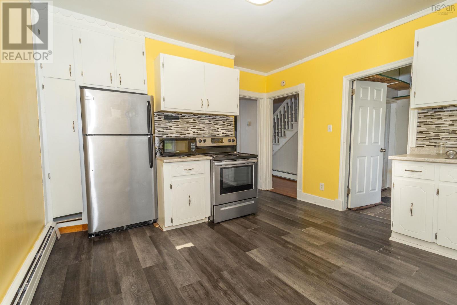 332 Townsend Street, Sydney, Nova Scotia  B1P 5G2 - Photo 6 - 202512953