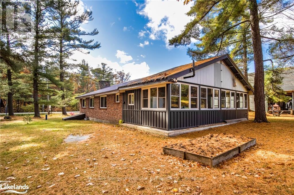 2512 Honey Harbour Road, Georgian Bay, Ontario  P0E 1E0 - Photo 6 - X12324322