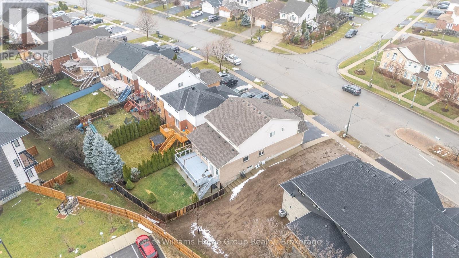 4 Clairfields Drive W, Guelph, Ontario  N1G 5H5 - Photo 18 - X12324342