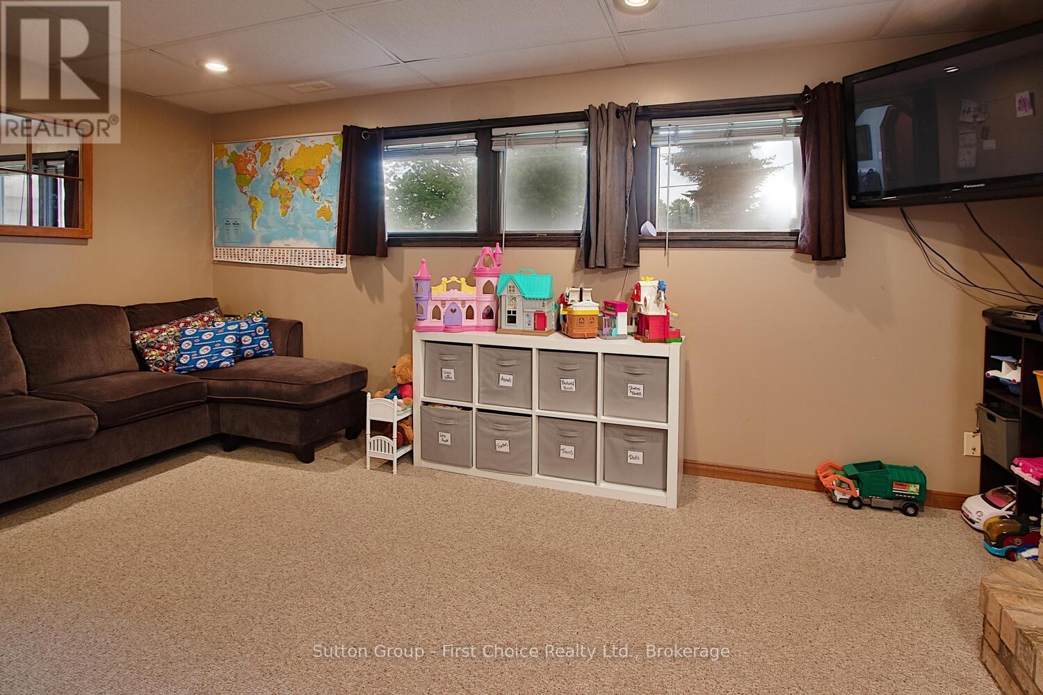 136 Napier Street, West Perth, Ontario  N0K 1N0 - Photo 27 - X12324352