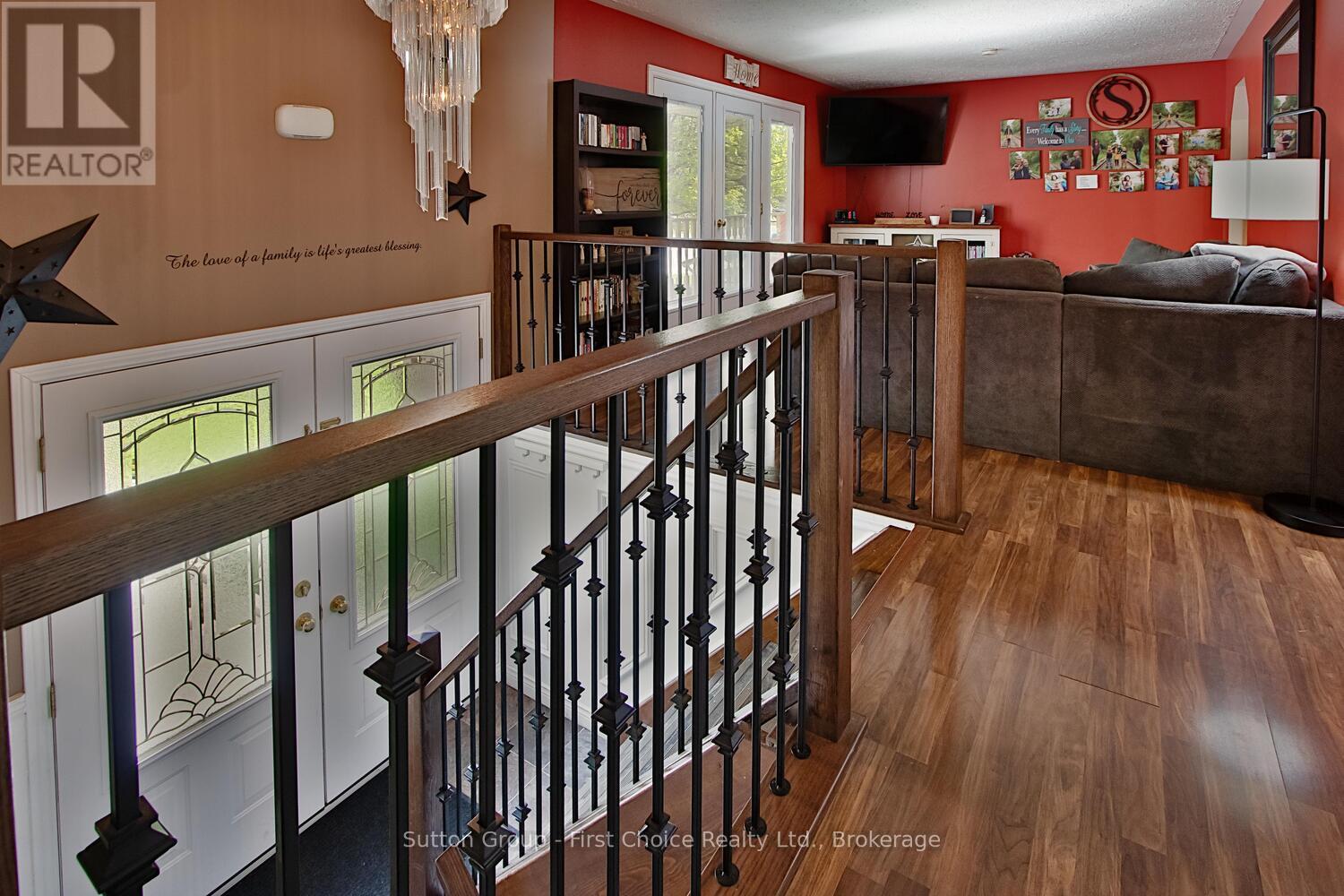 136 Napier Street, West Perth, Ontario  N0K 1N0 - Photo 6 - X12324352