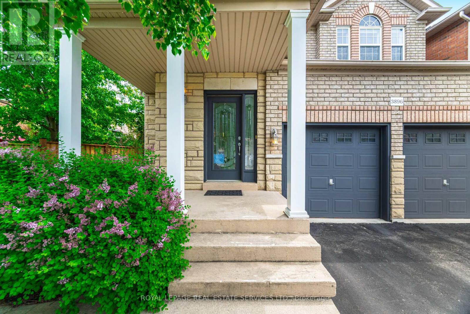 3896 Bloomington Crescent, Mississauga, Ontario  L5M 7H4 - Photo 6 - W12324162