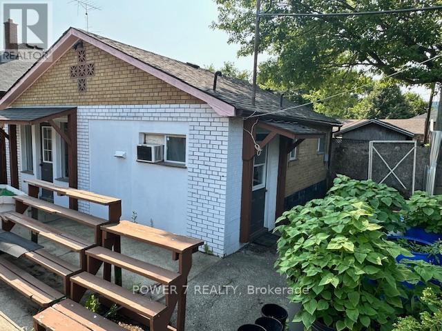 237 Park Lawn Road, Toronto, Ontario  M8Y 3J3 - Photo 14 - W12324177