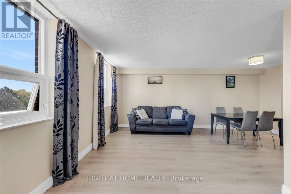 412 - 4 Lisa Street, Brampton, Ontario  L6T 4B6 - Photo 13 - W12324202