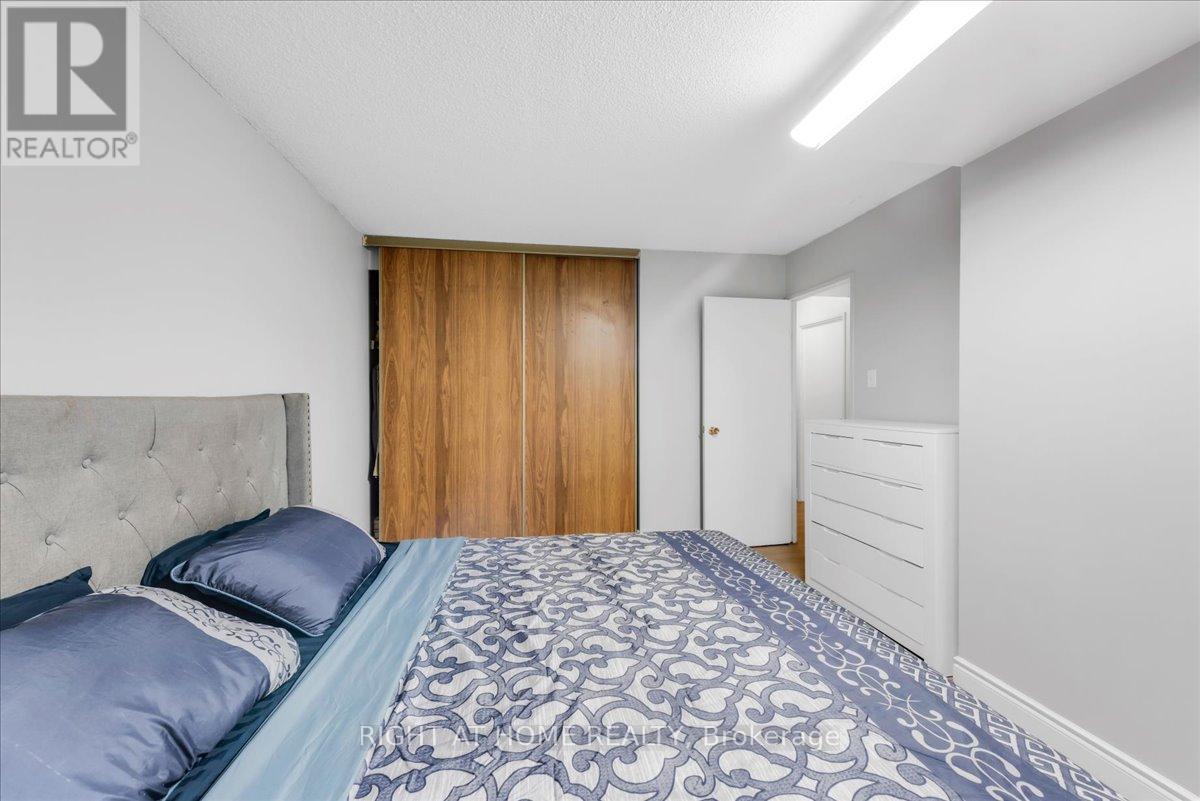 412 - 4 Lisa Street, Brampton, Ontario  L6T 4B6 - Photo 19 - W12324202