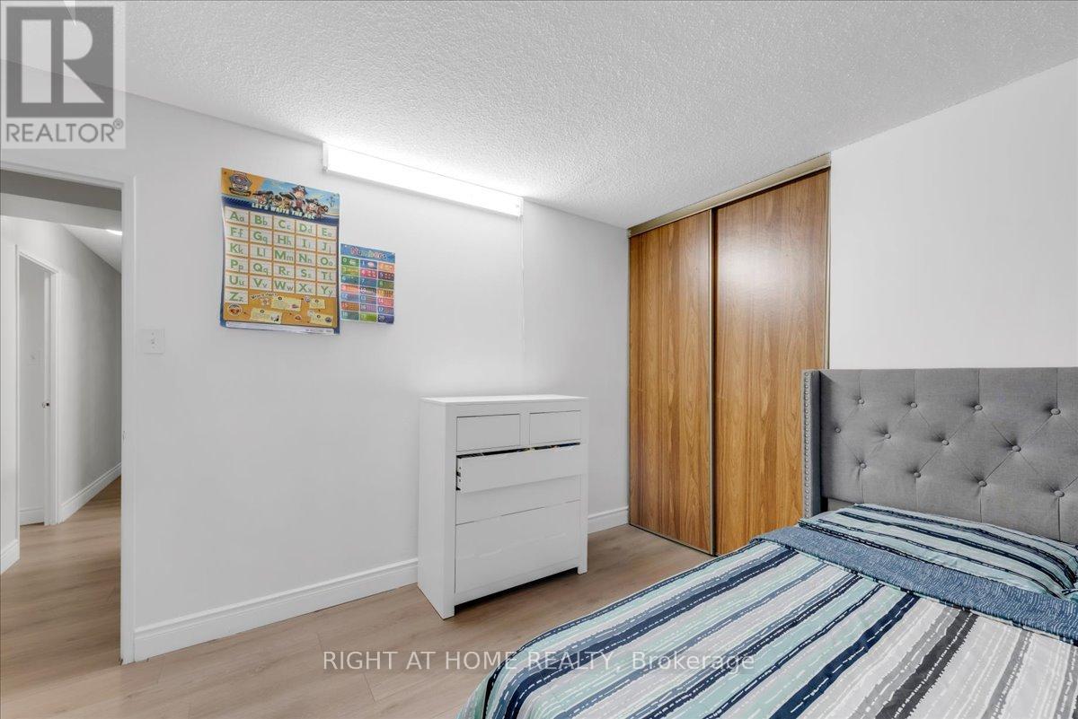412 - 4 Lisa Street, Brampton, Ontario  L6T 4B6 - Photo 25 - W12324202