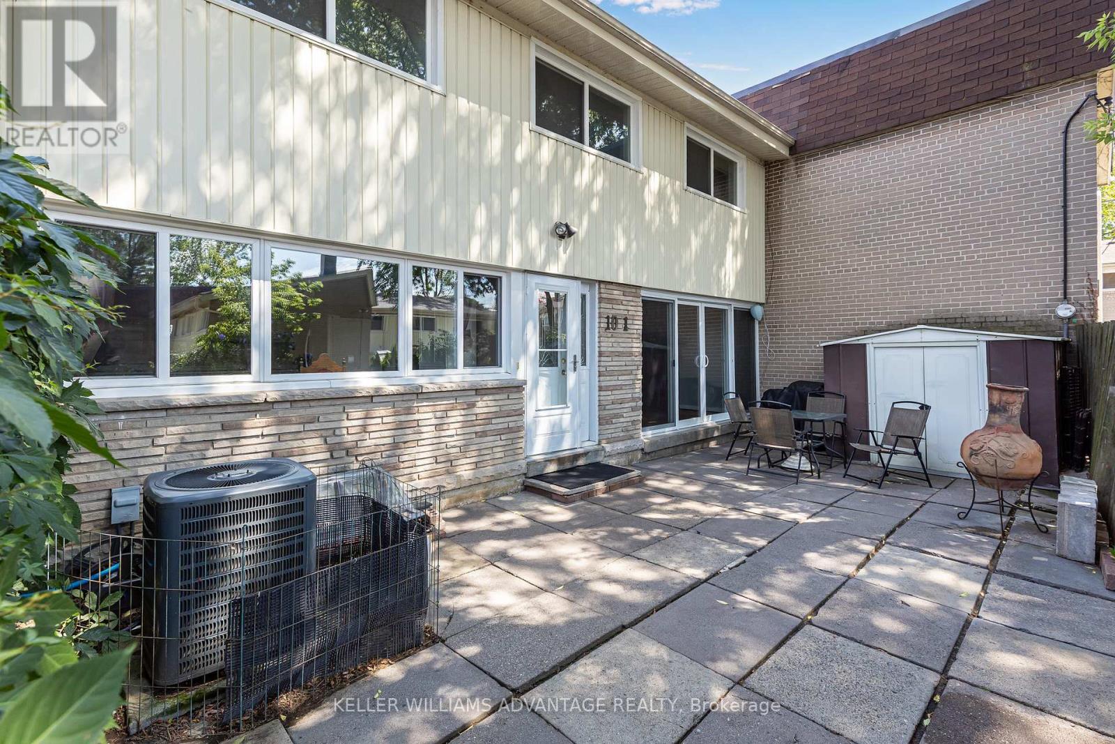 Property at 1 - 10 SENTINEL ROAD image 3