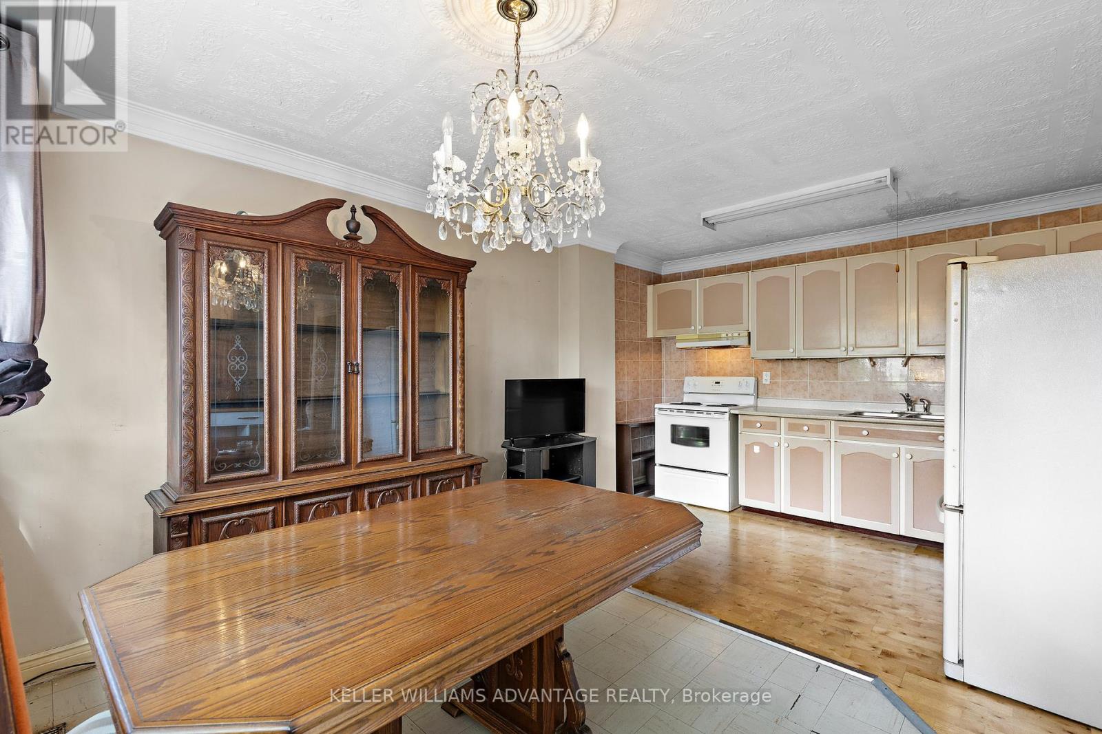 Property at 1 - 10 SENTINEL ROAD image 5