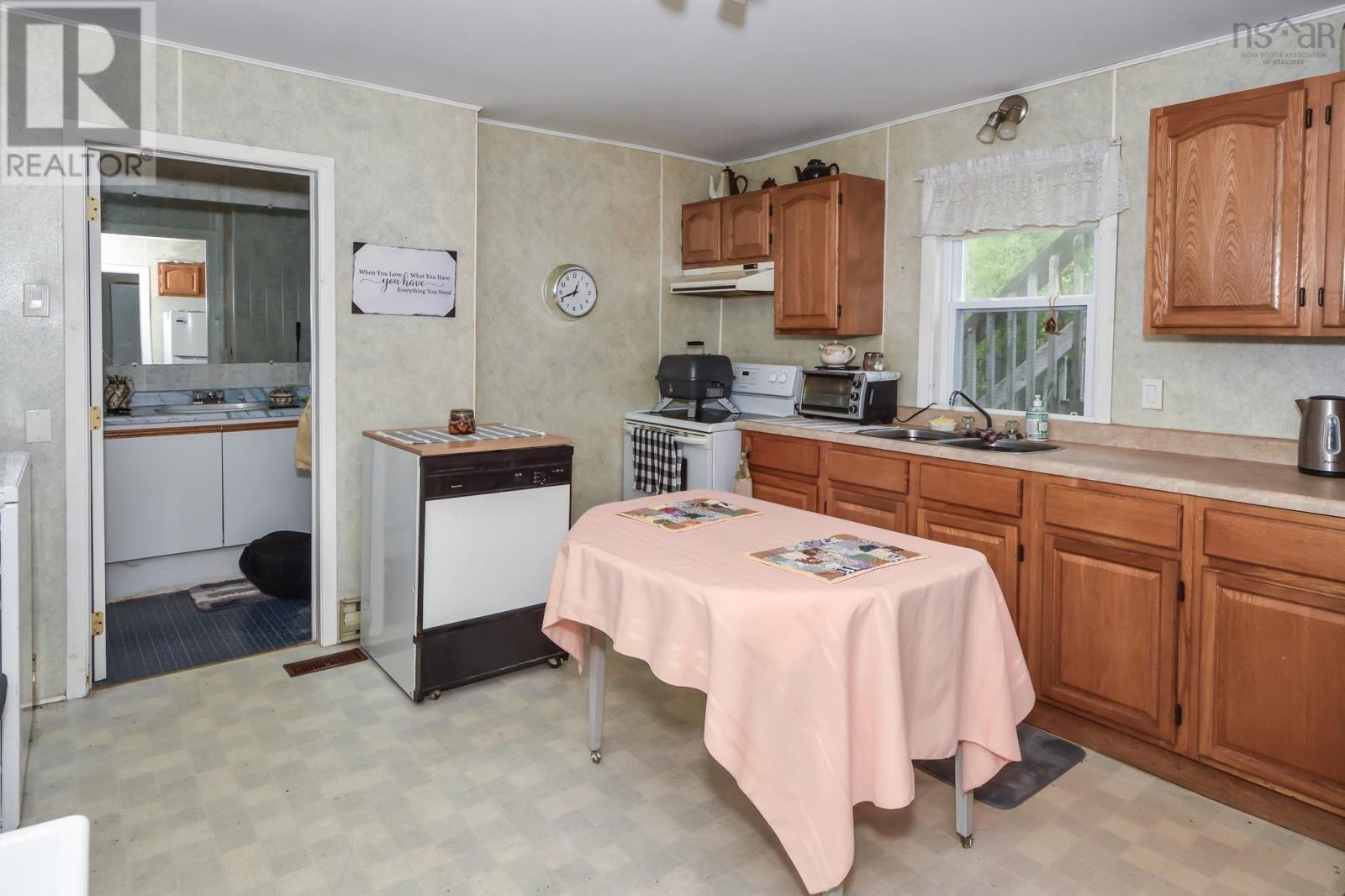 30 Jubilee Road, Bridgewater, Nova Scotia  B4V 2A4 - Photo 24 - 202512729