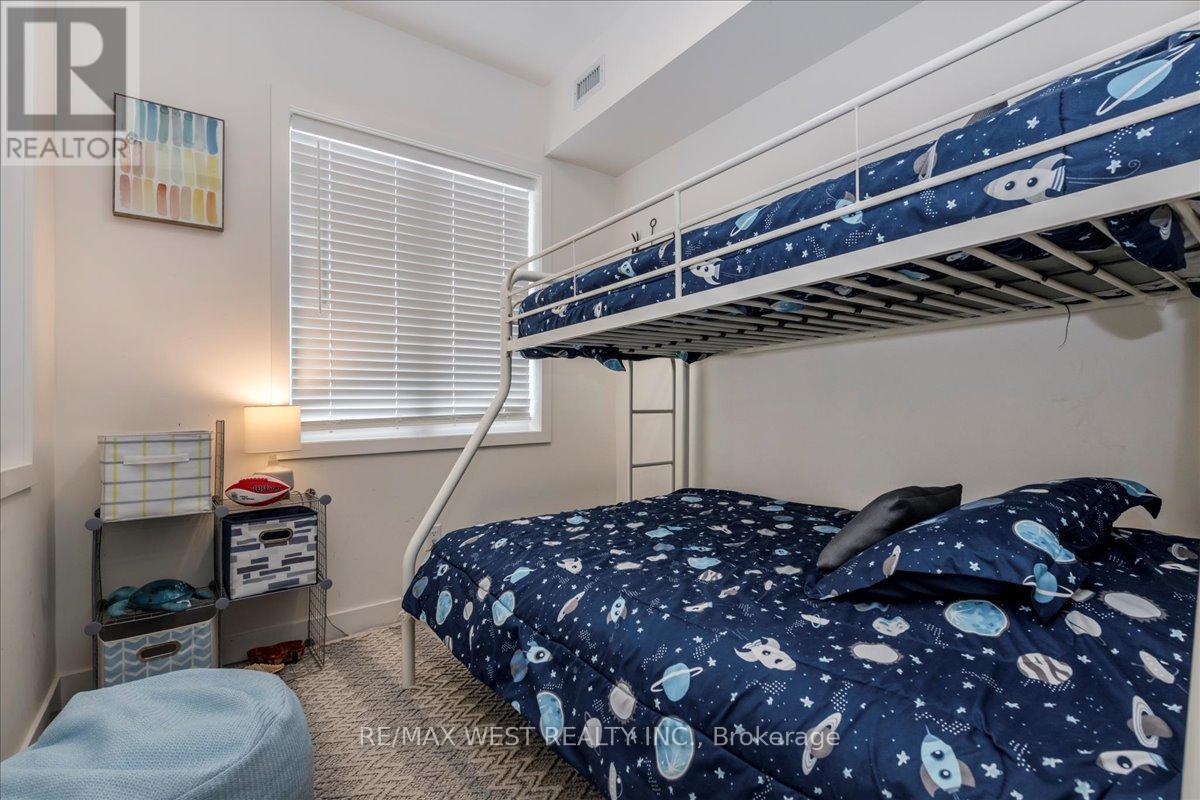 301 - 12 Beckwith Lane, Blue Mountains, Ontario  L9Y 0A4 - Photo 16 - X12324111