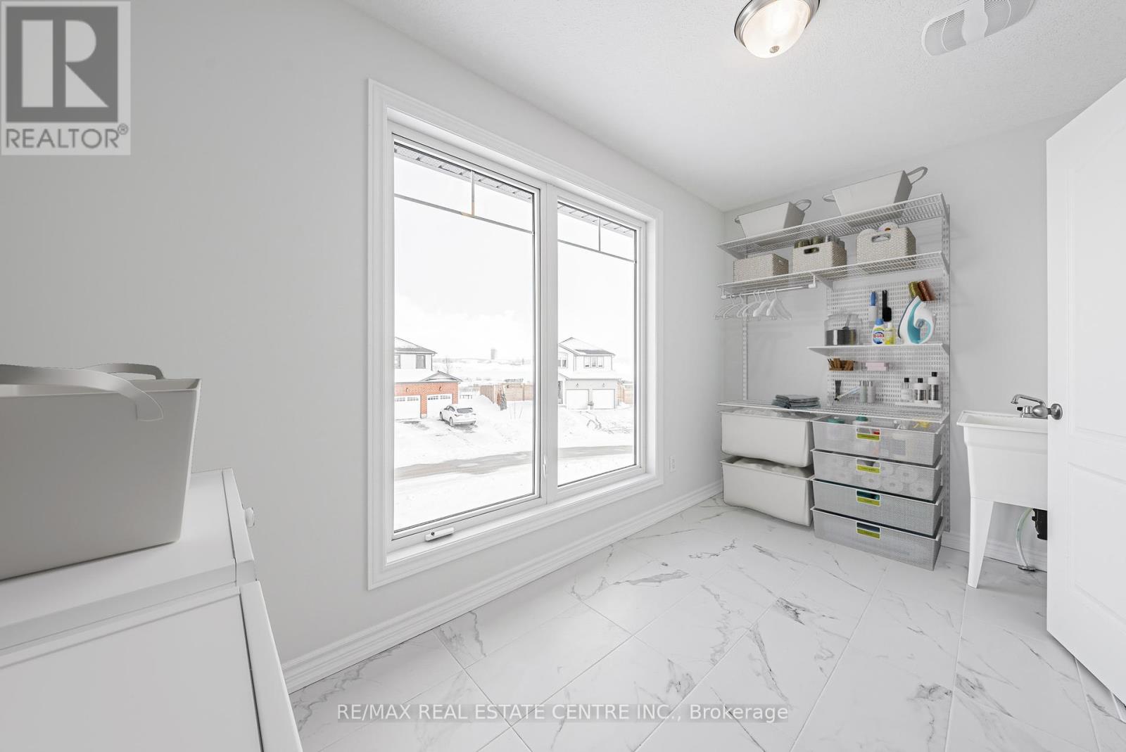 130 Maple Street, Mapleton, Ontario  N0G 1P0 - Photo 26 - X12324136