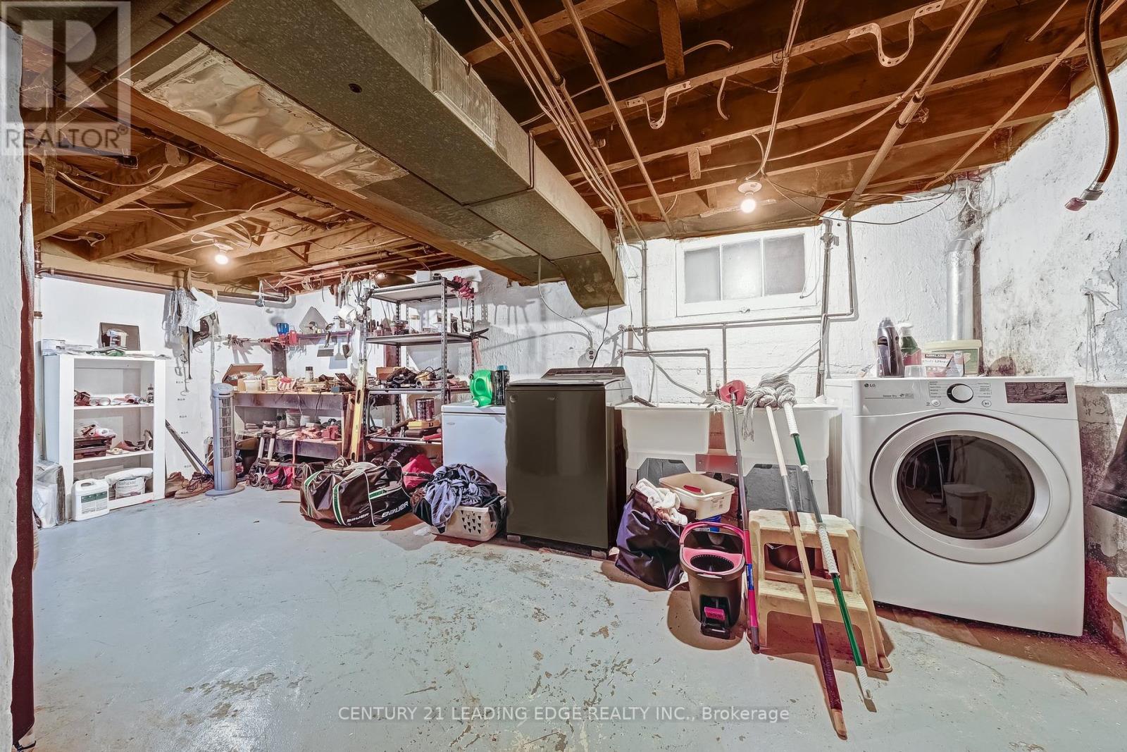 215 Wexford Avenue S, Hamilton, Ontario  L8K 2P1 - Photo 38 - X12324143