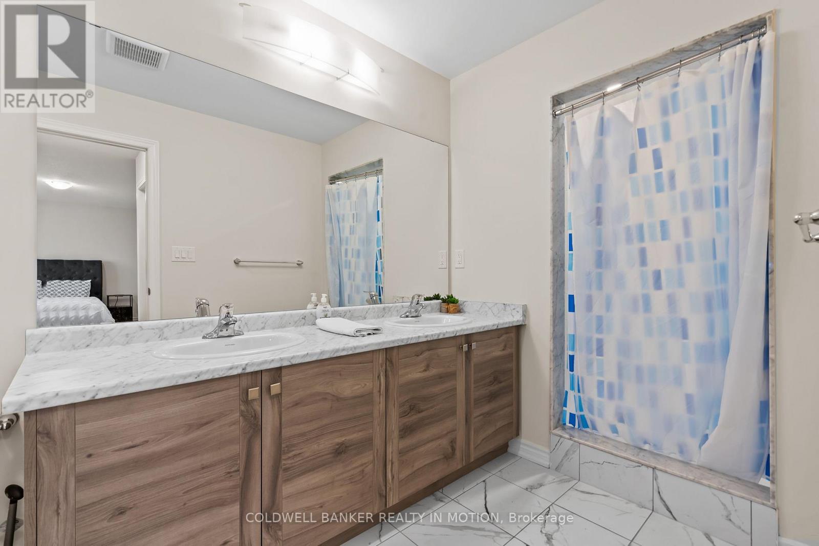 6 Discovery Drive, Thorold, Ontario  L2V 0K5 - Photo 22 - X12324219