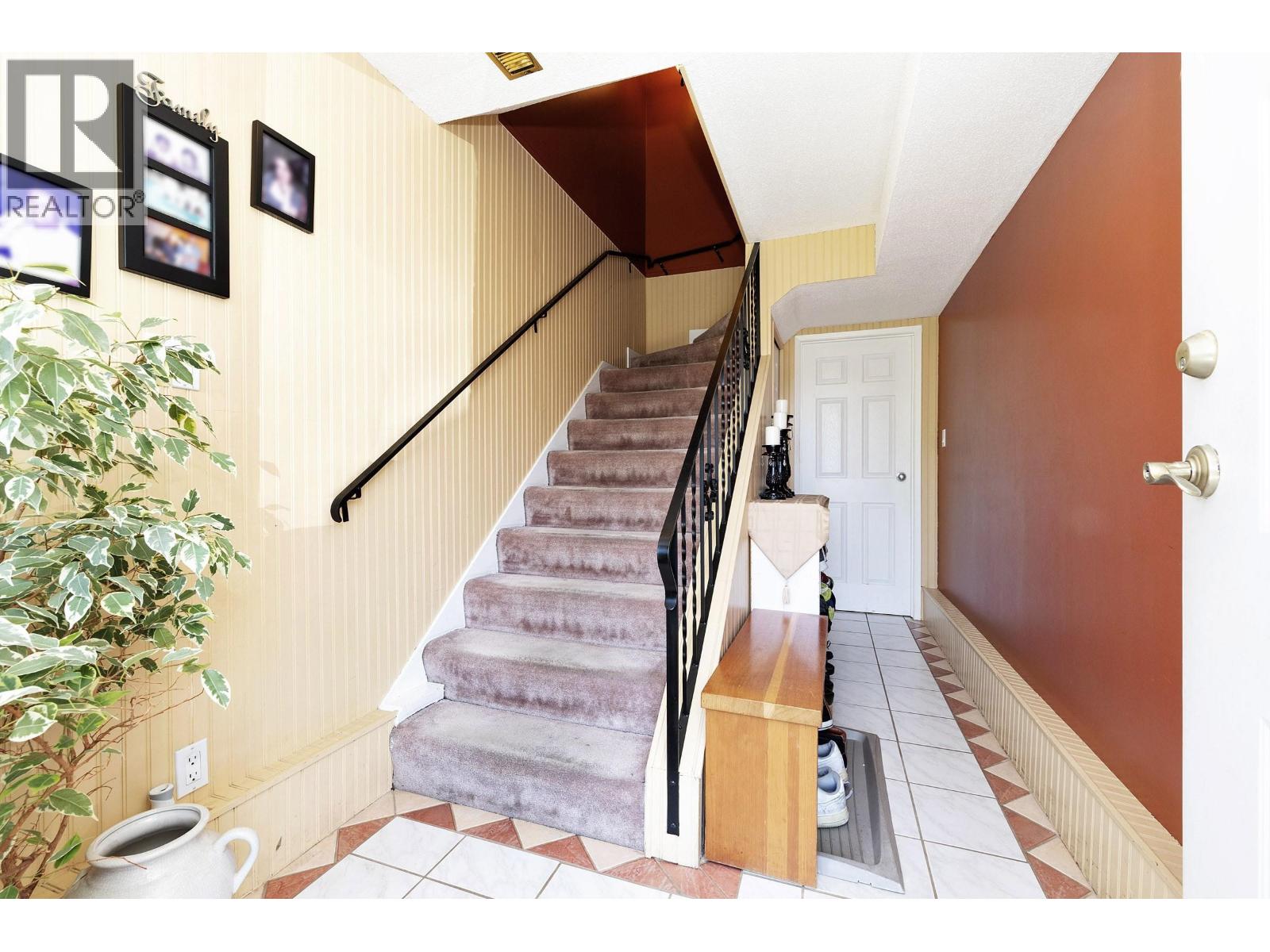 9971 Swansea Drive, Richmond, British Columbia  V7A 1N5 - Photo 2 - R3032994