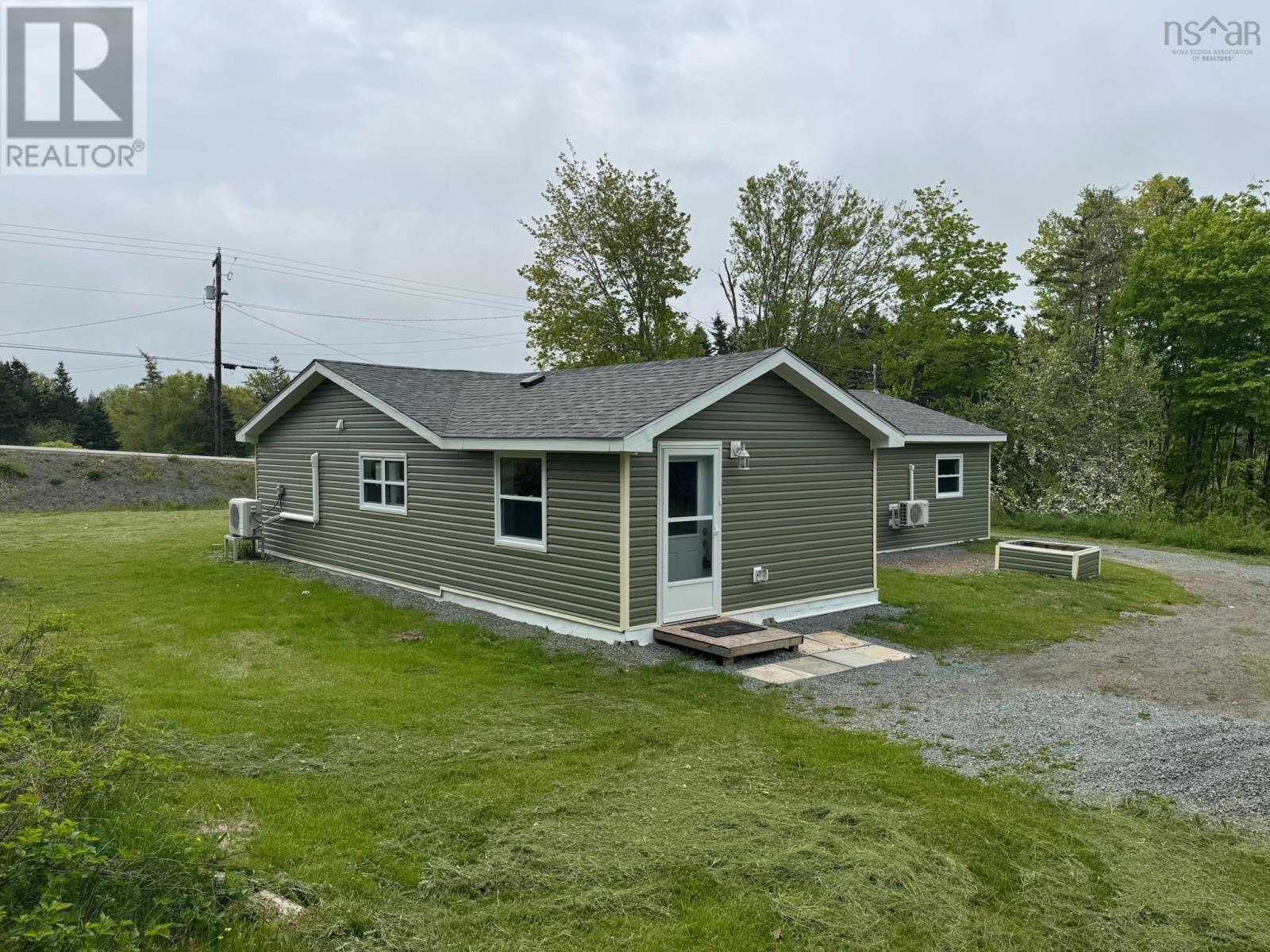 10979 Highway 4, St. Peter's, Nova Scotia  B0E 3B0 - Photo 2 - 202501457