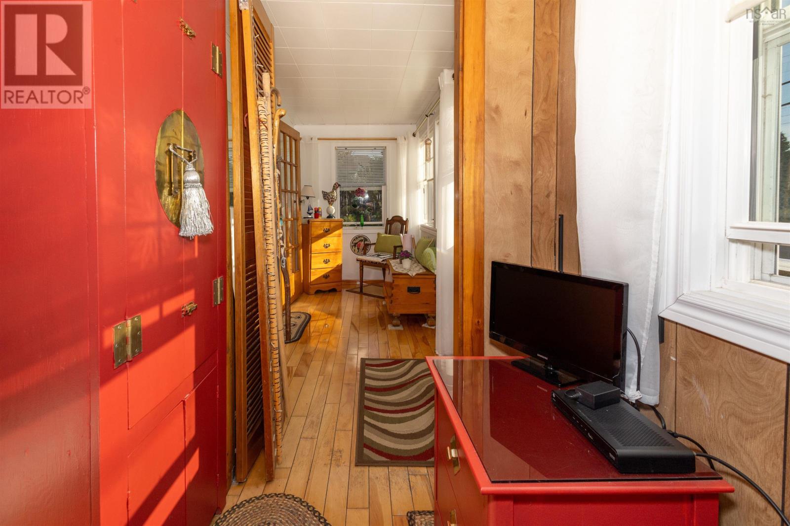 288 Atlantic Street, Sydney Mines, Nova Scotia  B1V 1W8 - Photo 16 - 202517495