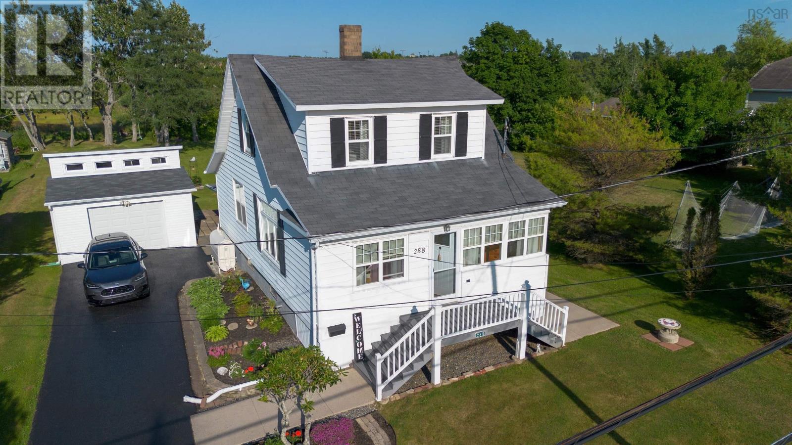 288 Atlantic Street, Sydney Mines, Nova Scotia  B1V 1W8 - Photo 1 - 202517495