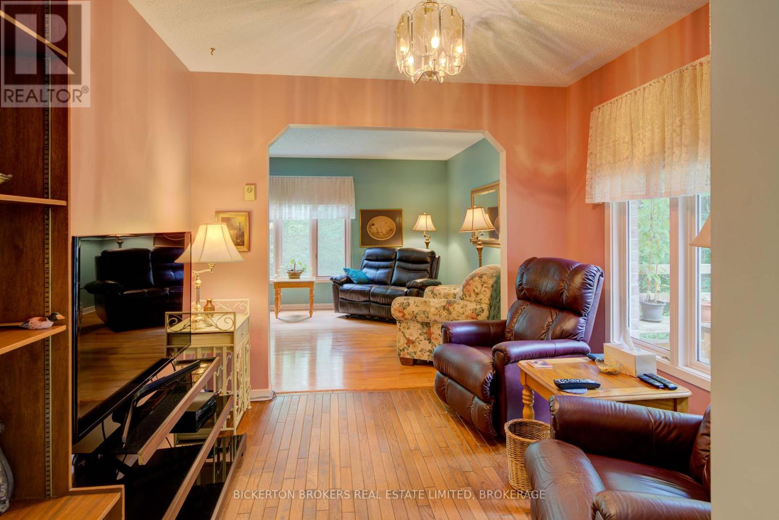 16 Village Estates Road S, Leeds And The Thousand Islands, Ontario  K0E 1L0 - Photo 39 - X12324402