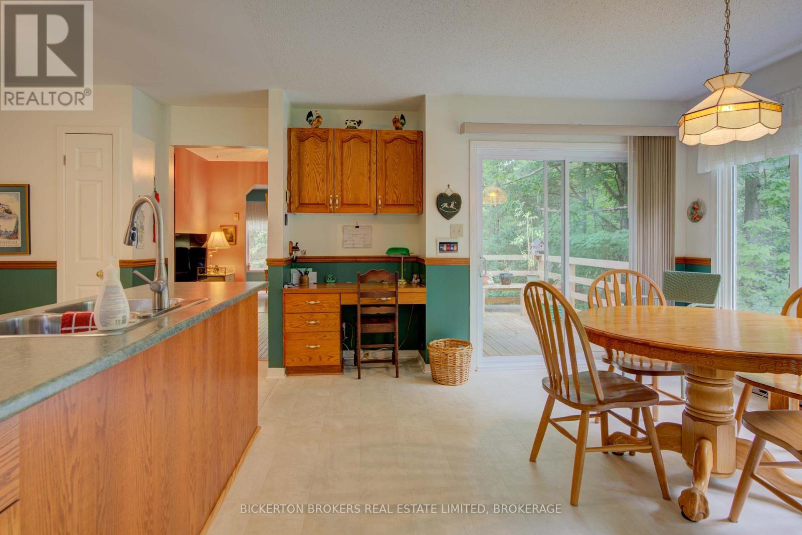 16 Village Estates Road S, Leeds And The Thousand Islands, Ontario  K0E 1L0 - Photo 45 - X12324402