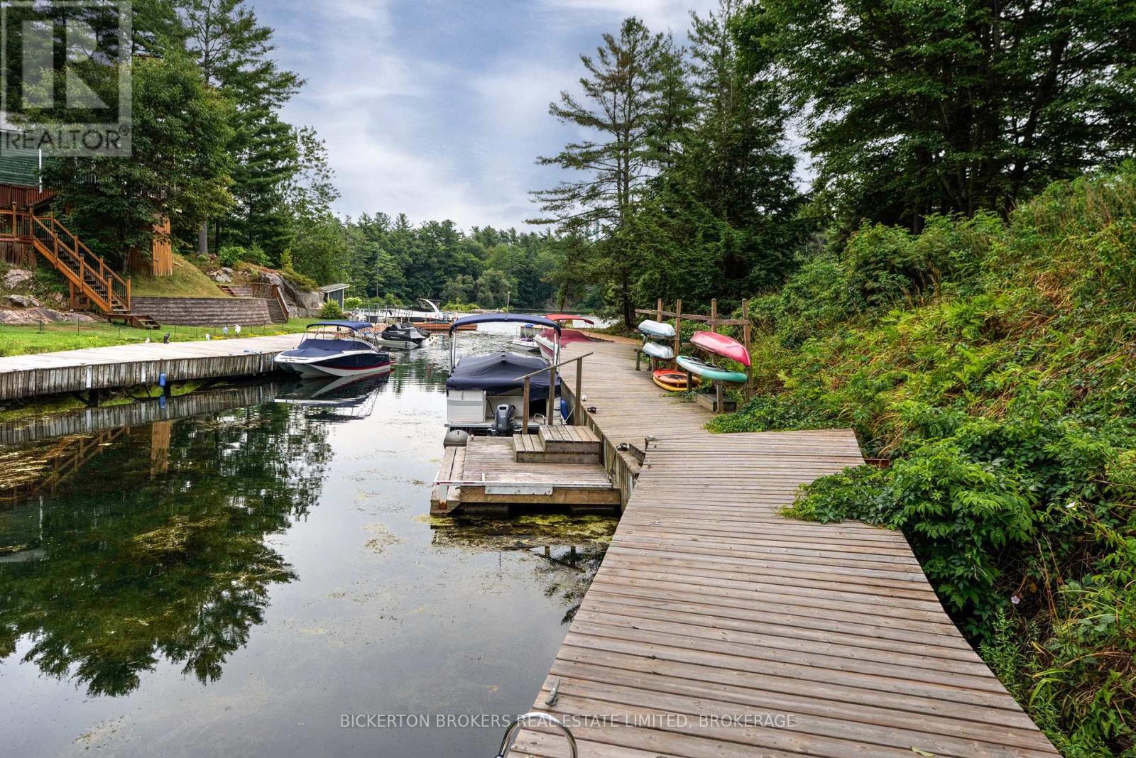 16 Village Estates Road S, Leeds And The Thousand Islands, Ontario  K0E 1L0 - Photo 8 - X12324402