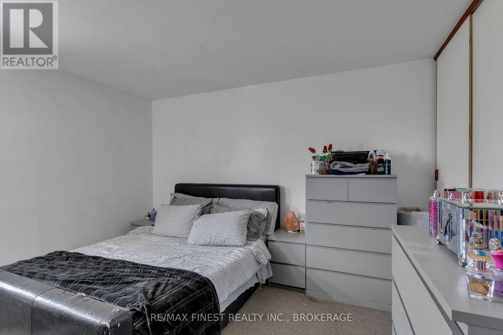 403 - 540 Talbot Place, Gananoque, Ontario  K7G 3C6 - Photo 15 - X12324504