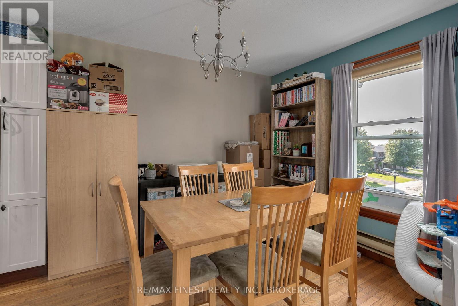 403 - 540 Talbot Place, Gananoque, Ontario  K7G 3C6 - Photo 5 - X12324504