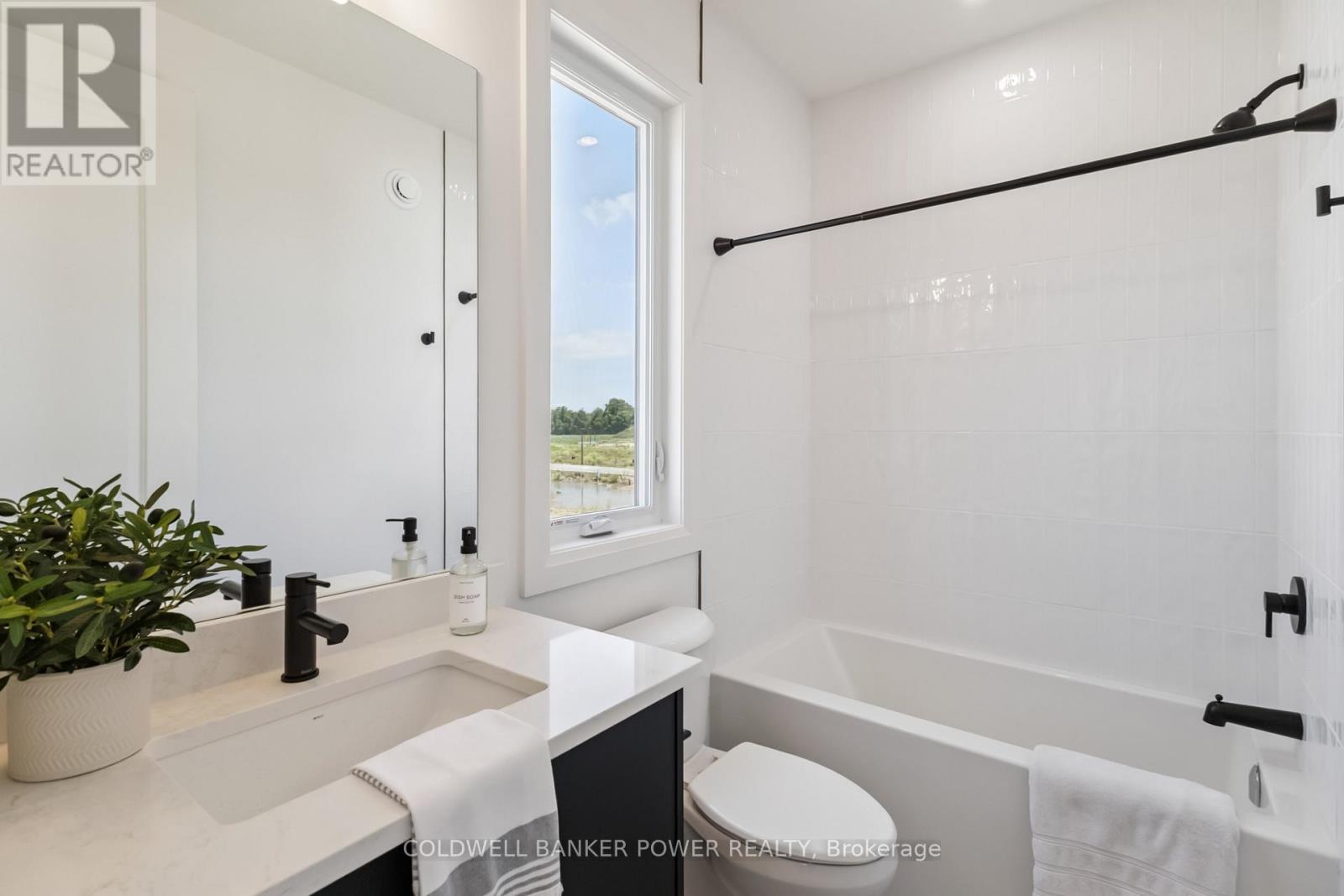 3147 Gillespie Trail, London South, Ontario  N6P 0H3 - Photo 26 - X12324434