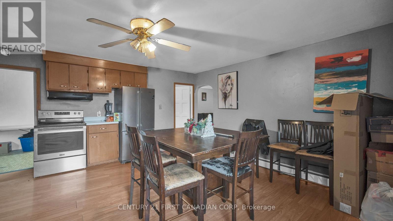 19 Montgomery Drive, Chatham-Kent, Ontario  N8A 1P2 - Photo 5 - X12324501