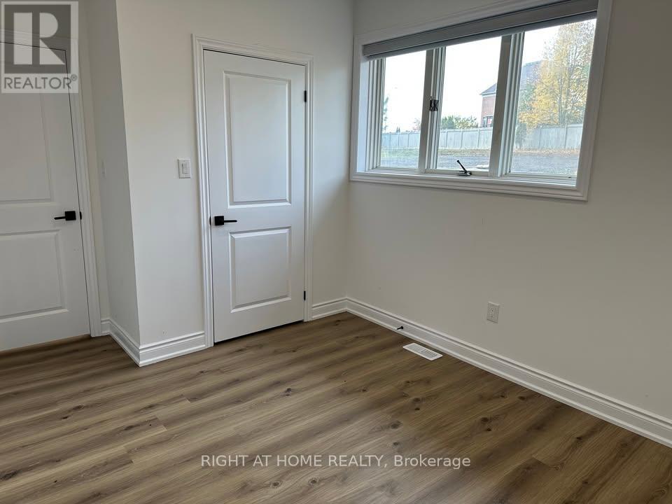 Unit 2 - 700 Winchester Road E, Whitby, Ontario  L1M 1X6 - Photo 10 - E12324464