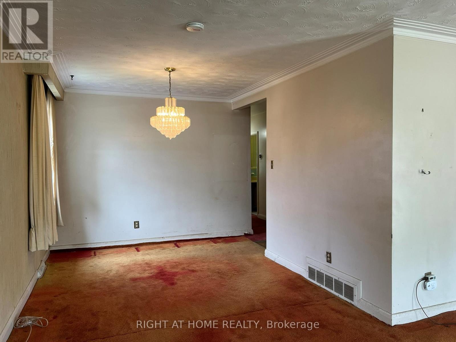 Property at 25 HEATHERGLEN ROAD image 4