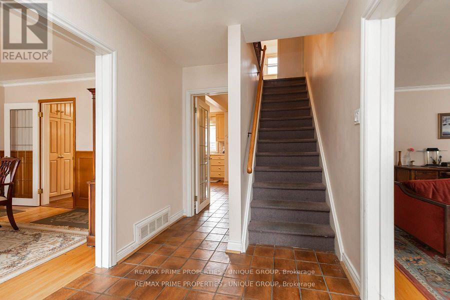Property at 173 RIDLEY BOULEVARD image 4