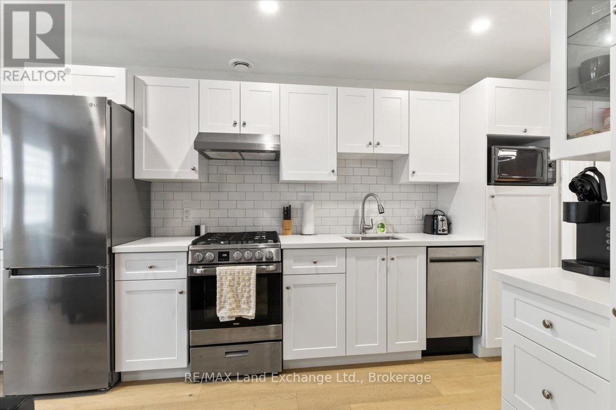 42 Huron Street N, Saugeen Shores, Ontario  N0H 2L0 - Photo 24 - X12317589