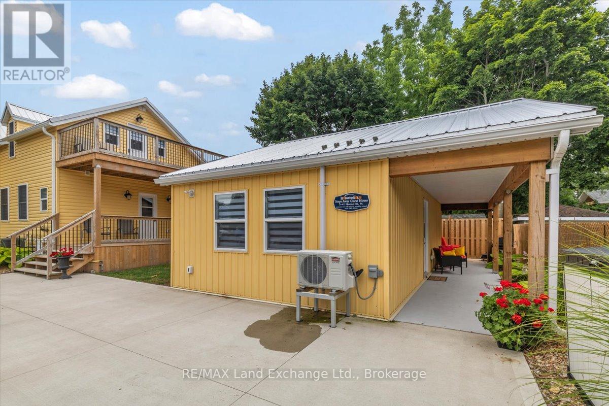 42 Huron Street N, Saugeen Shores, Ontario  N0H 2L0 - Photo 3 - X12317589
