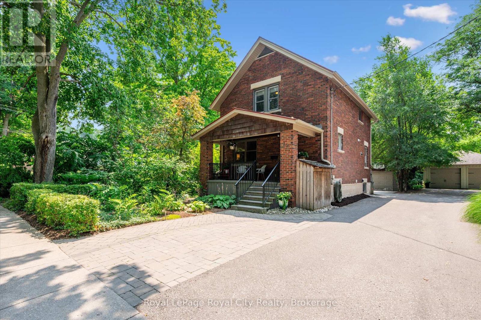 Property at 33 MARY STREET image 2