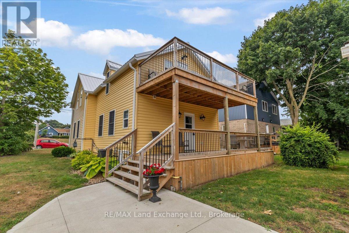 42 Huron Street N, Saugeen Shores, Ontario  N0H 2L0 - Photo 5 - X12317589